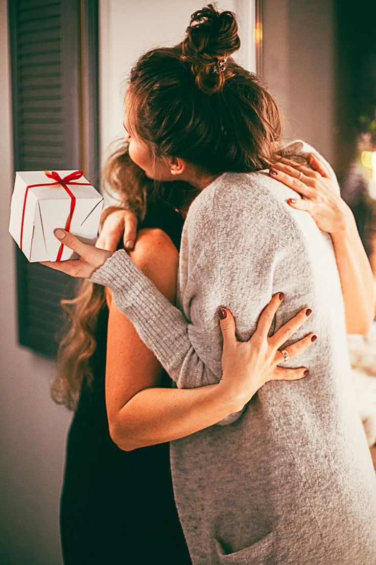 A Magical Christmas at Reeves & Reeves: Where Fine Jewellery Meets the Spirit of the Season - Reeves & Reeves