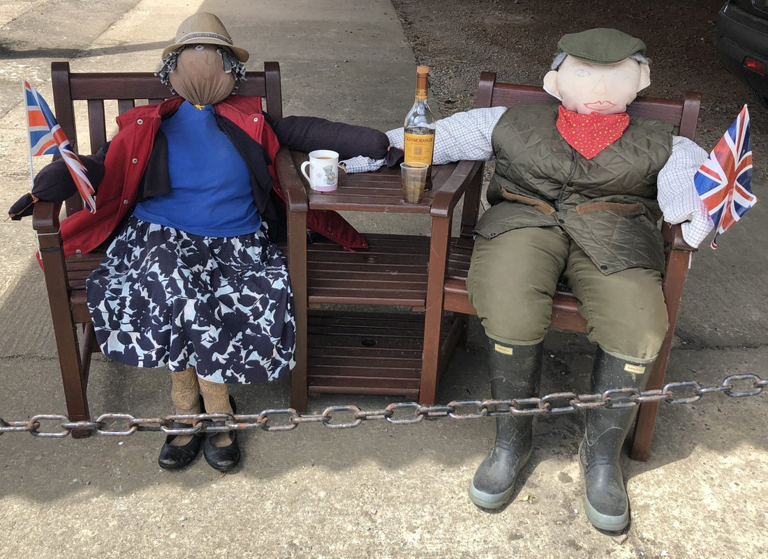 Creative Scarecrows - Reeves & Reeves