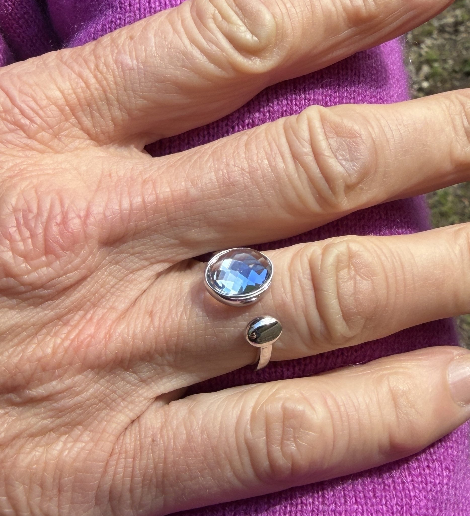 Iris Solo Stone Ring - Reeves & Reeves