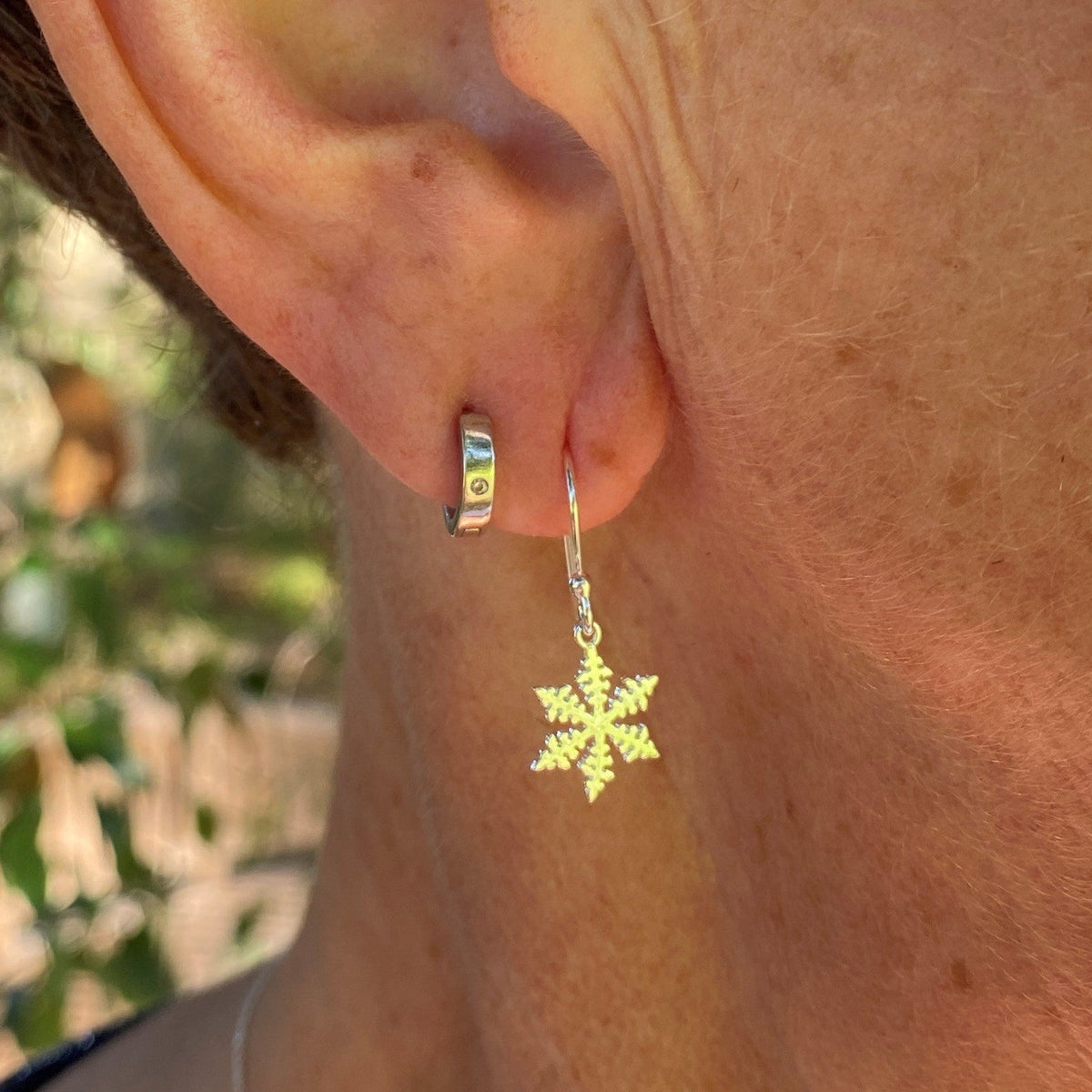 Snowflake Drop Earrings - Reeves & Reeves
