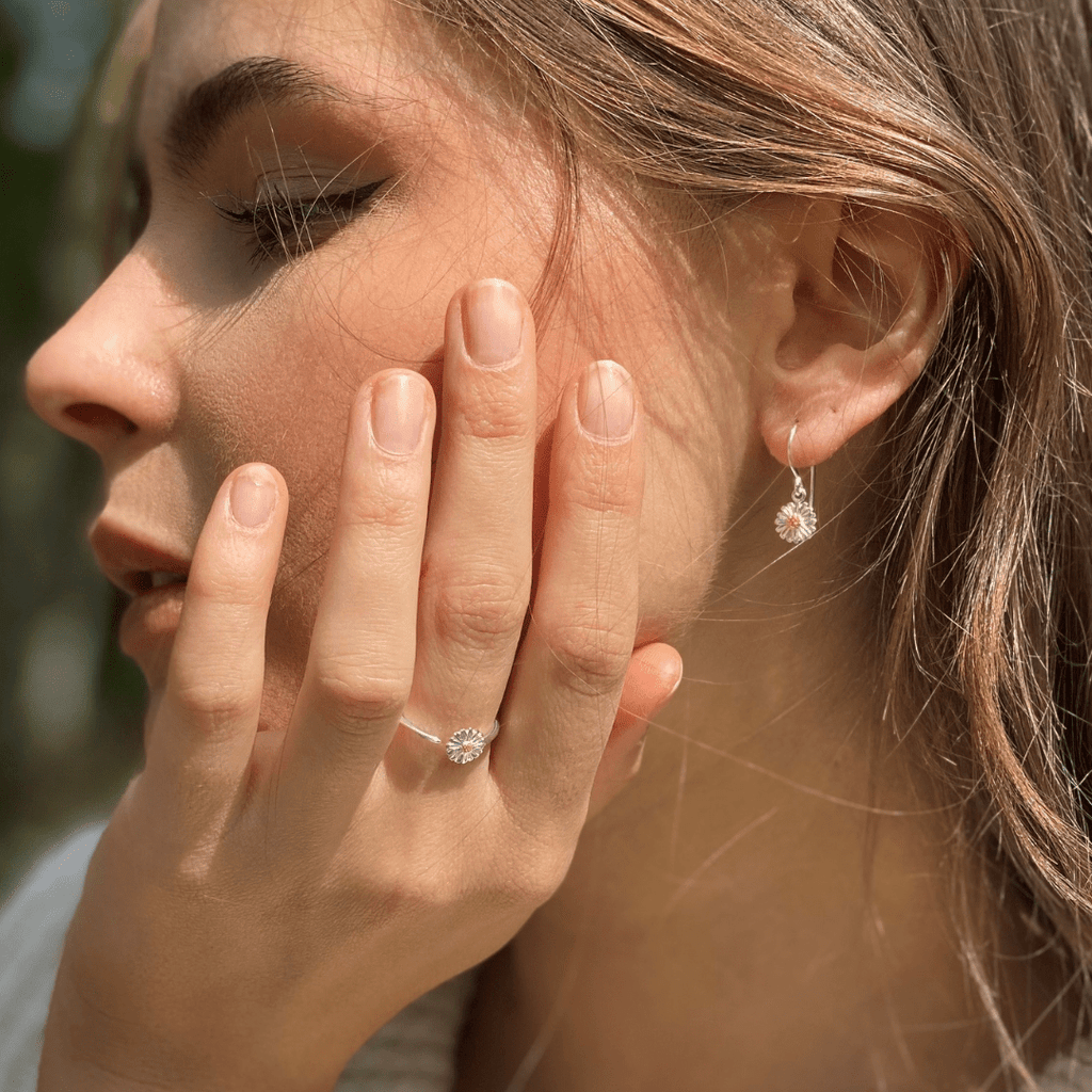 Sterling Silver Daisy Drop Earrings - Reeves & Reeves