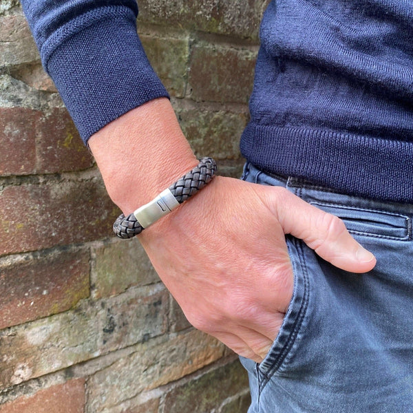 Chunky Clasp Leather Bracelet - Reeves & Reeves